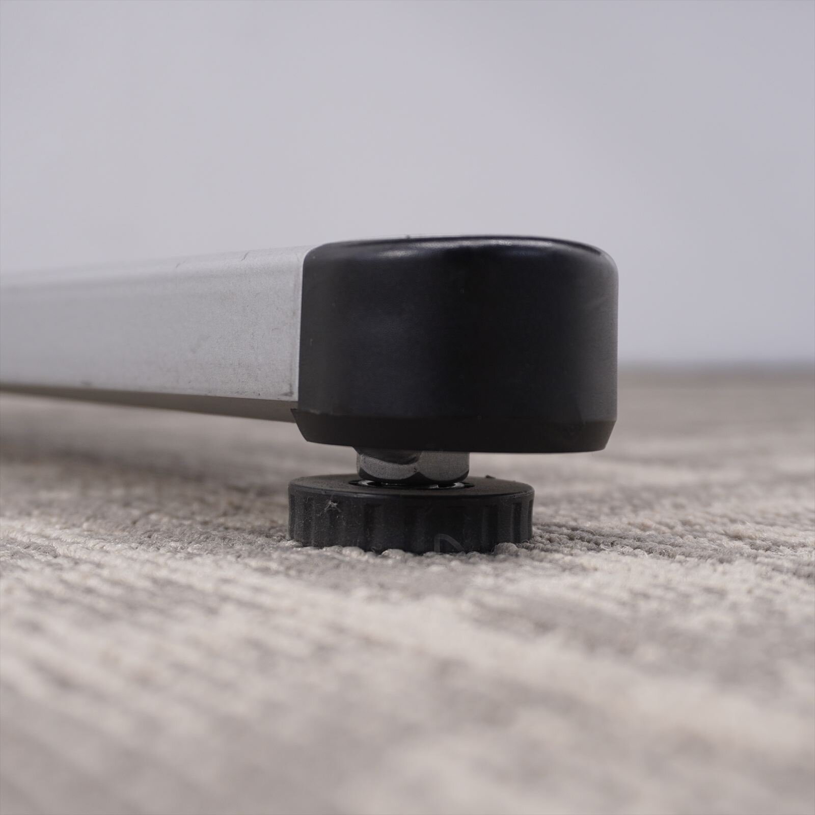 コクヨ BT-500 ミーティングテーブル 1875 T脚 配線ダクト付 ホワイト