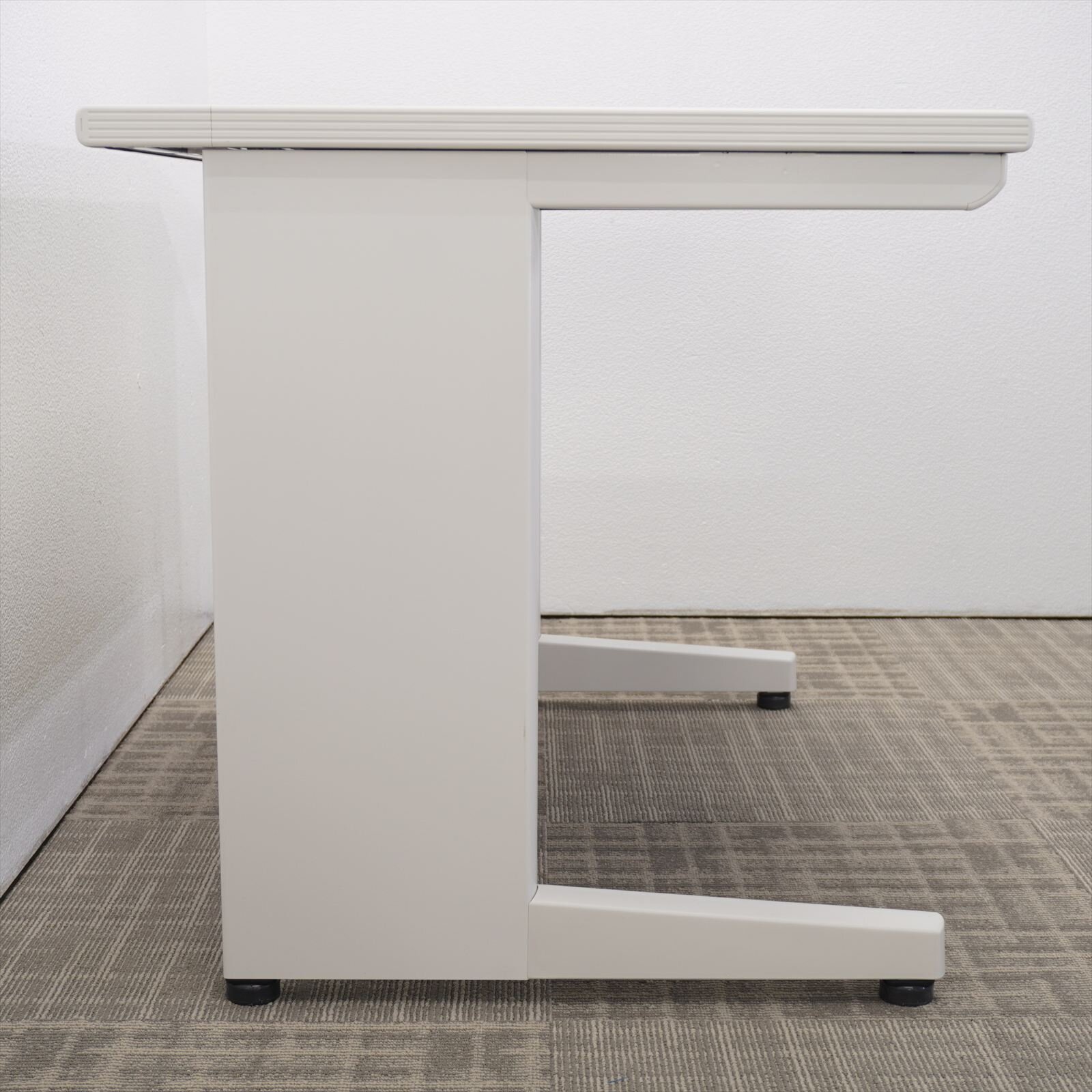 イトーキ CZ 平机 107 W9色