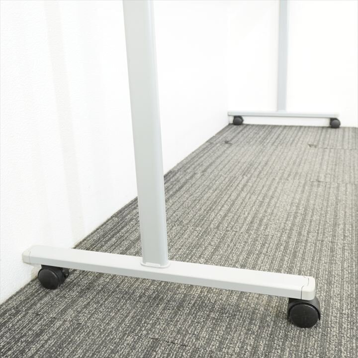 コクヨ 両面 ホワイトボード 脚付 36