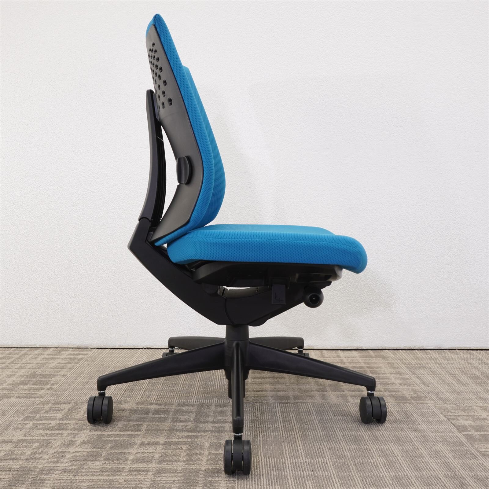 コクヨ ウィザード３ ターコイズブルー 特価品