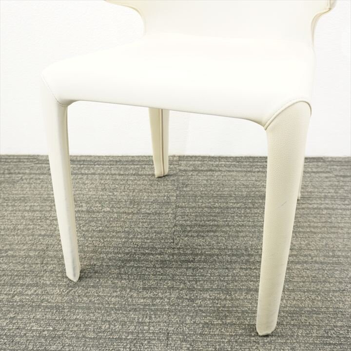 カッシーナ・イクスシー 367 HORA オラ アームチェアー アイボリー 革 特価品