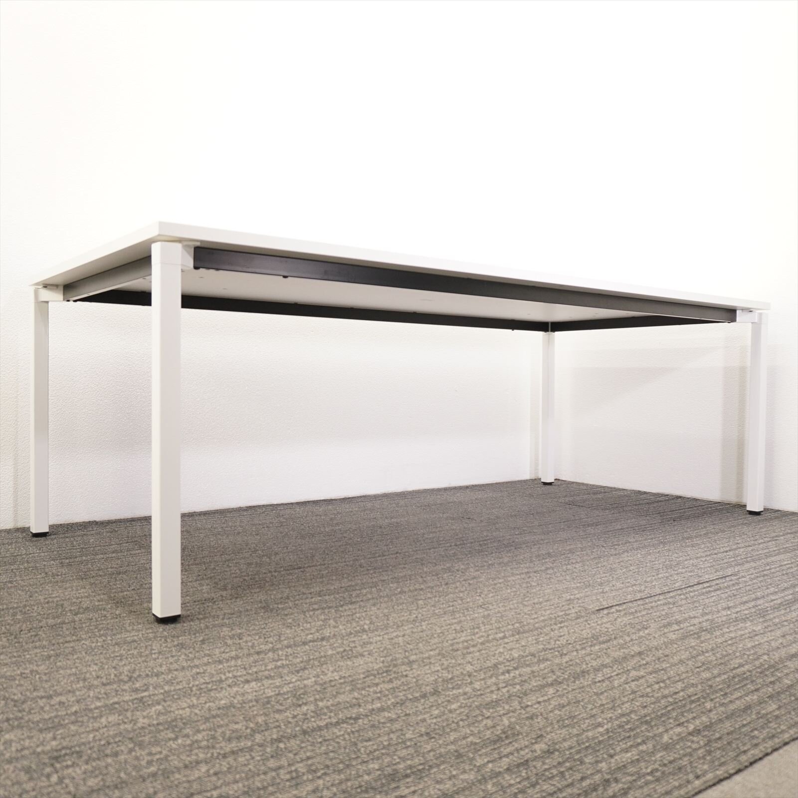 コクヨ ジュート ミーティングテーブル 2110 H720 ホワイト