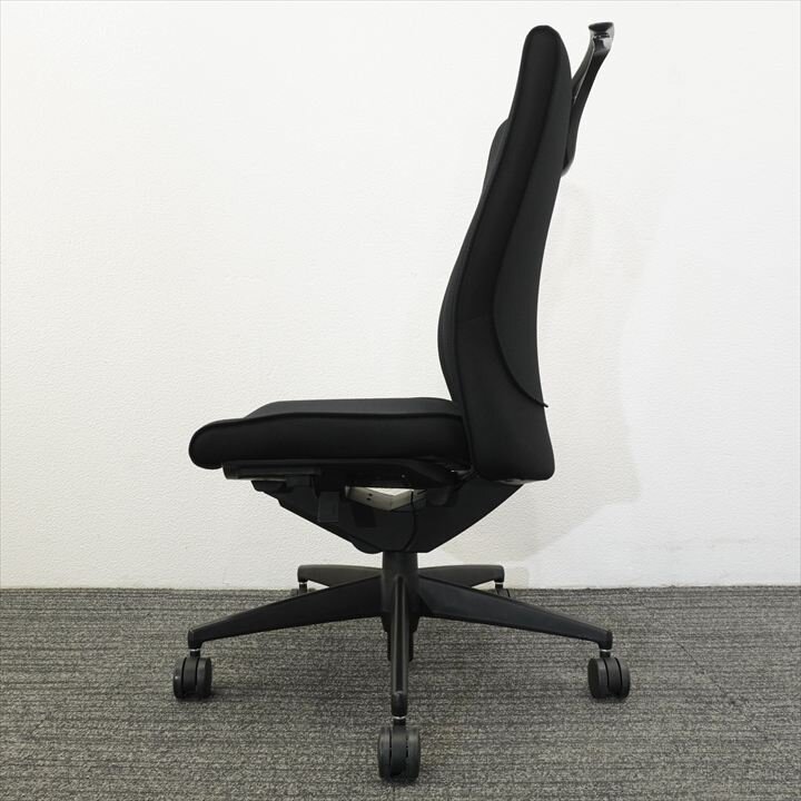 コクヨ プント ハイバック ハンガー付 ブラック