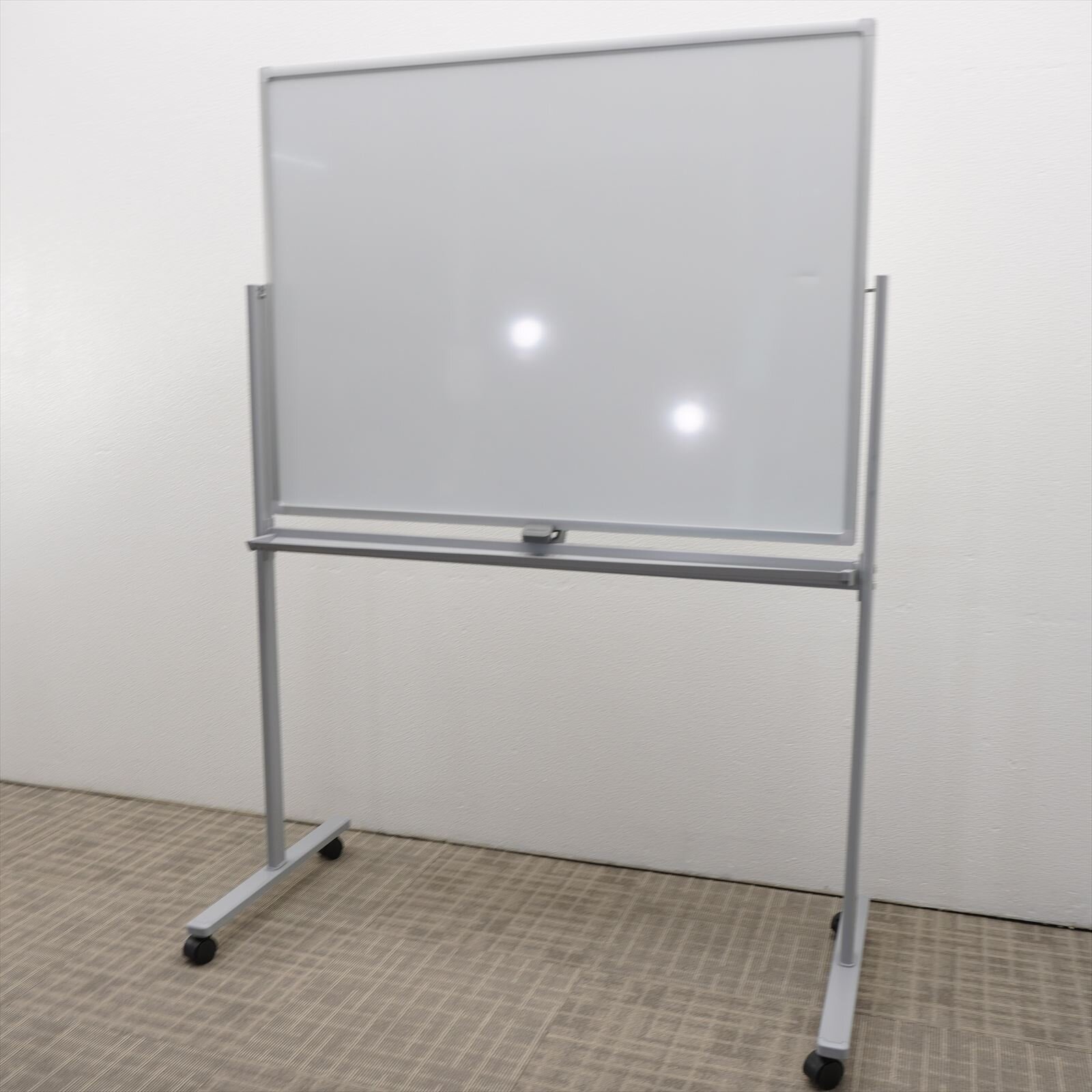 コクヨ 両面 ホワイトボード 脚付 34 特価品（1）