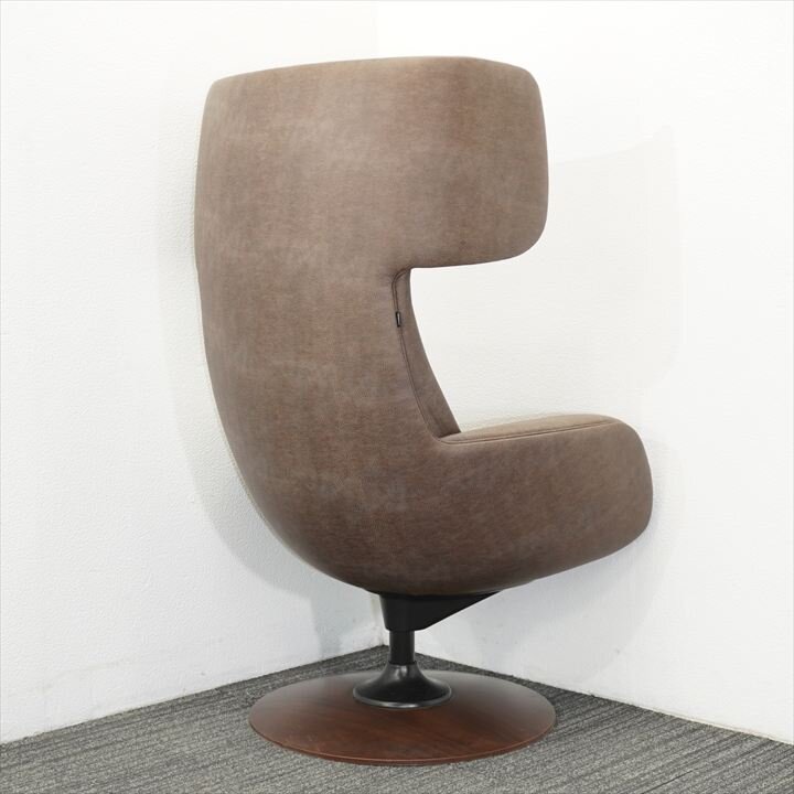 【2021年製】オカムラ ライブス パーソナルチェア ワークヴェルタイプ 革張り／ブラウン