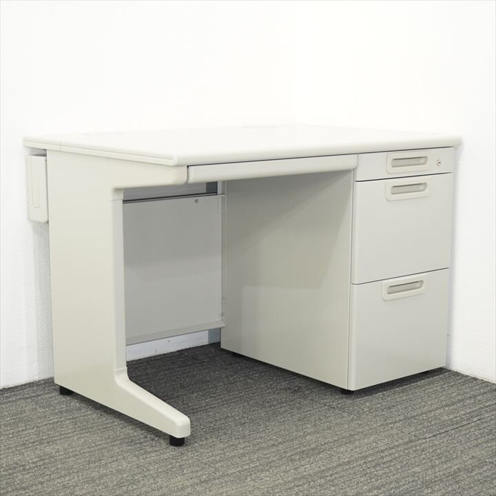 プラス ＬＡ 片袖机 107