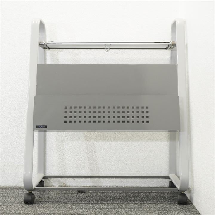 ナイキ 新聞架 W690 D370 H815 キャスター付