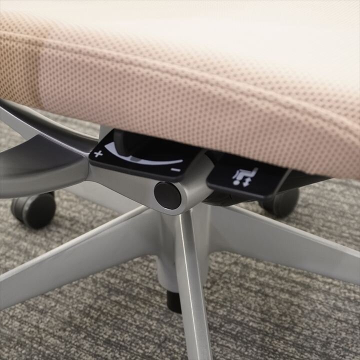 オカムラ コーラル 可動肘 ハイバック ランバー付 ベージュ