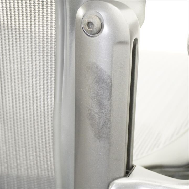 ハーマンミラー アーロンチェアー リマスタード フル装備 Ｂサイズ