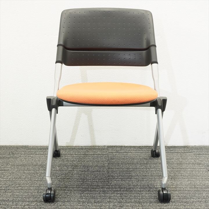 オカムラ リータ ミーティングチェア オレンジ