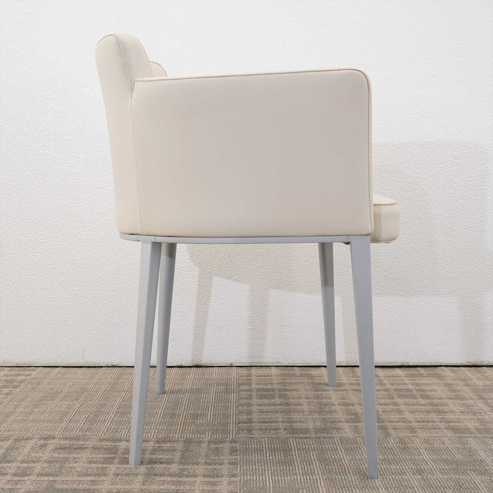 カッシーナ 364 ARIANE アリアン アームチェアー 特価品
