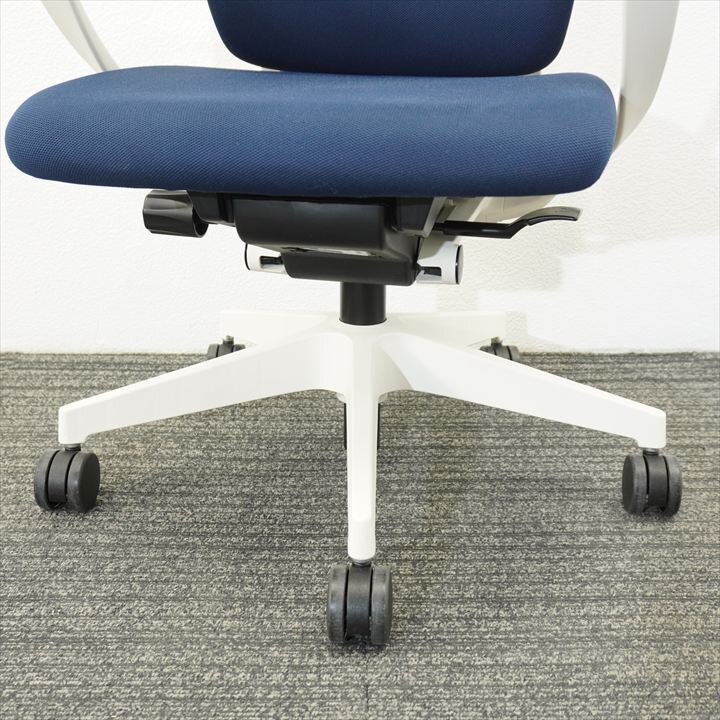 イトーキ フルゴ 肘付 ハイバック ネイビーブルー 特価品