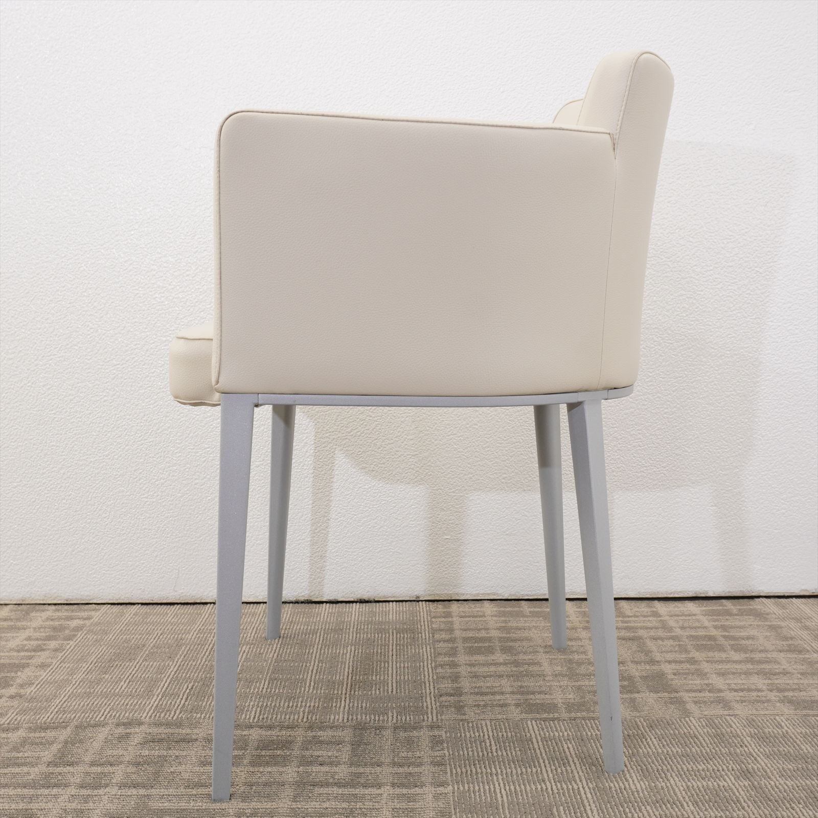 カッシーナ 364 ARIANE アリアン アームチェアー 特価品