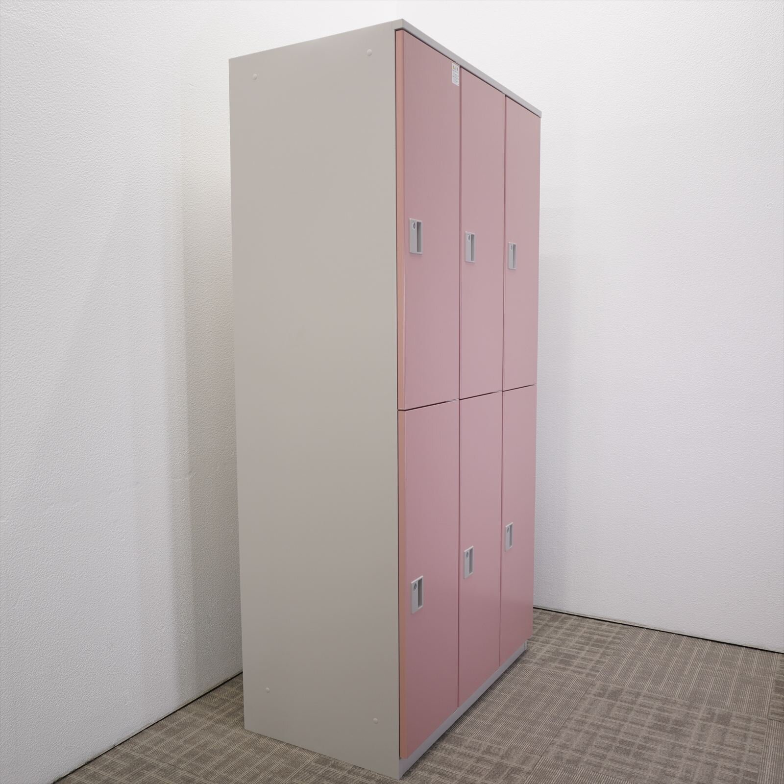 イトーキ LB型 ６人用ロッカー ピンク