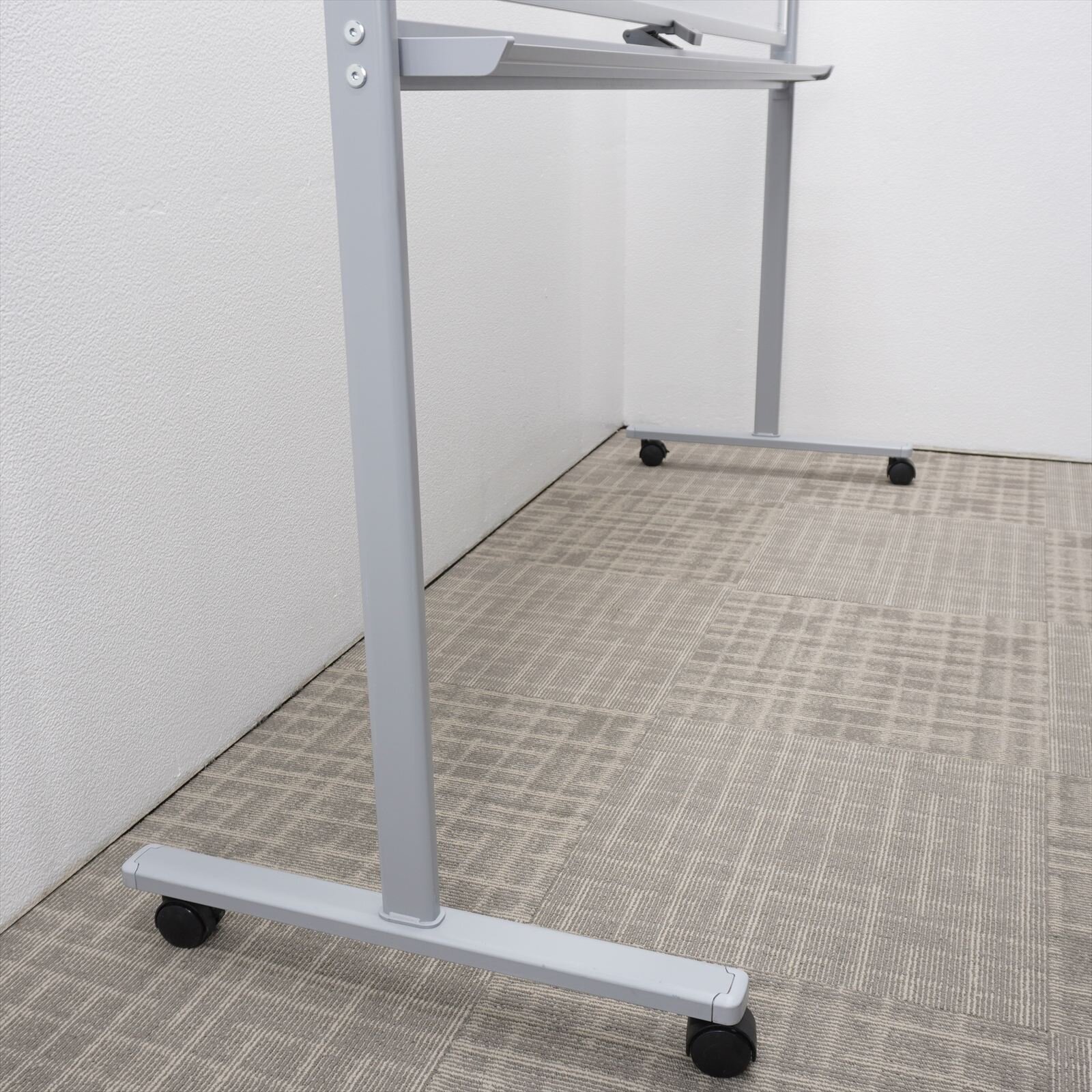 コクヨ 両面 ホワイトボード 脚付 36 特価品（4）