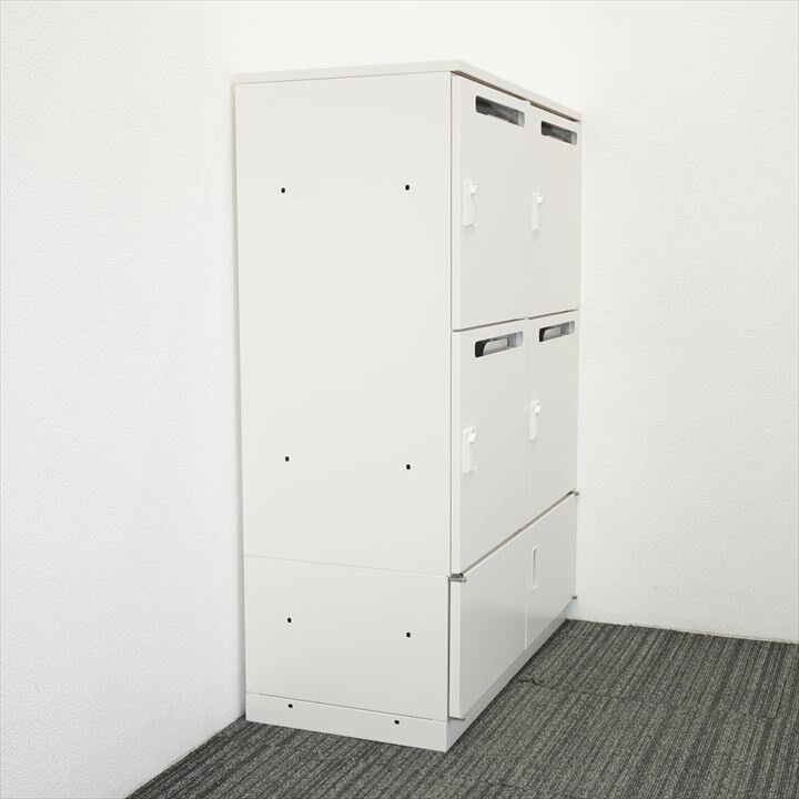 イトーキ ダイヤル式４人用モバイルロッカー+両開き書庫