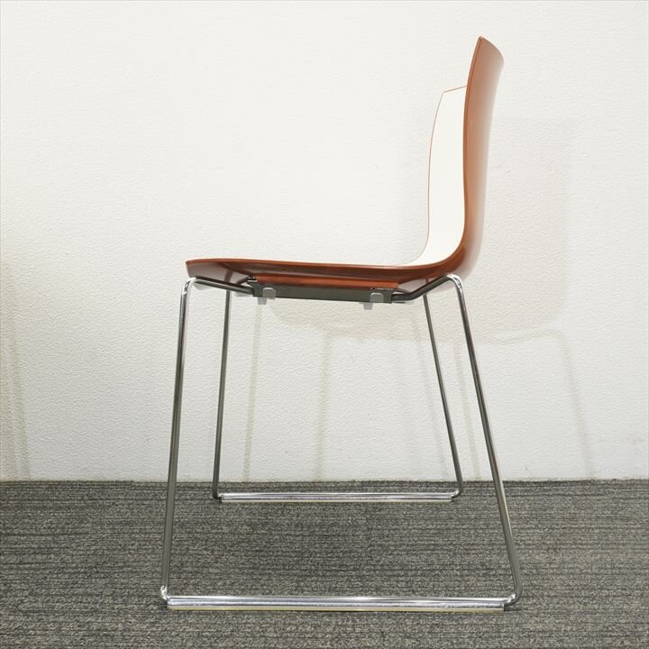 アルペール カティファ46 アームレスチェア ブラウン