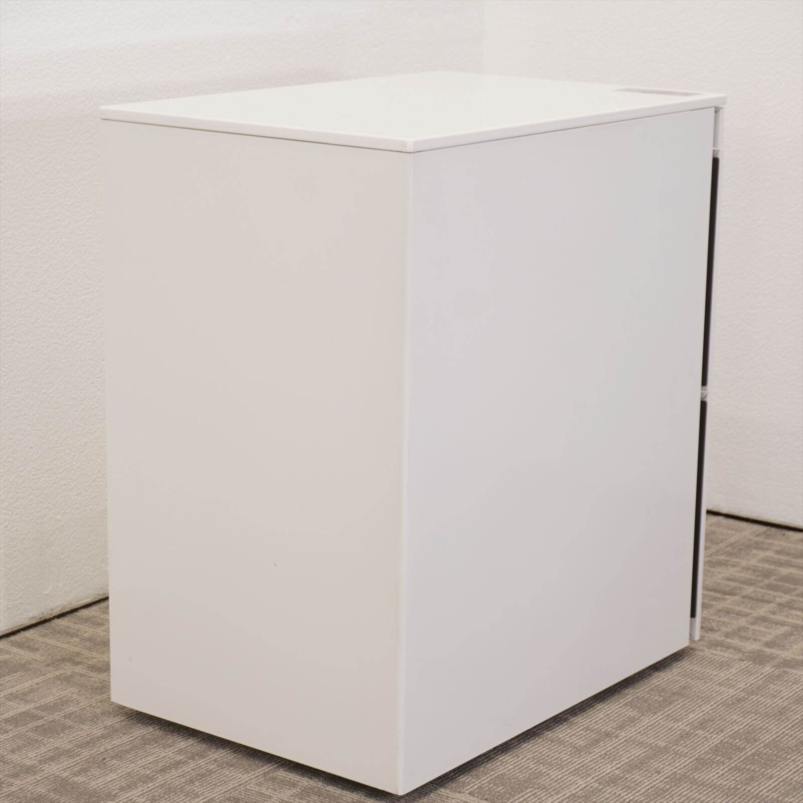 オカムラ プロユニット ３段ワゴン ペントレー サイド取手 H650 ホワイト