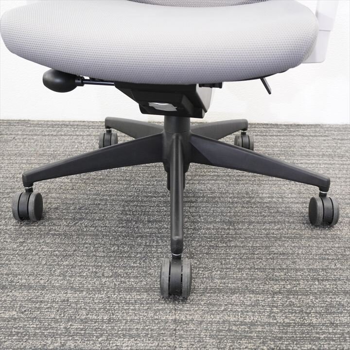 コクヨ シロッコ 可動肘 ホワイトグレー