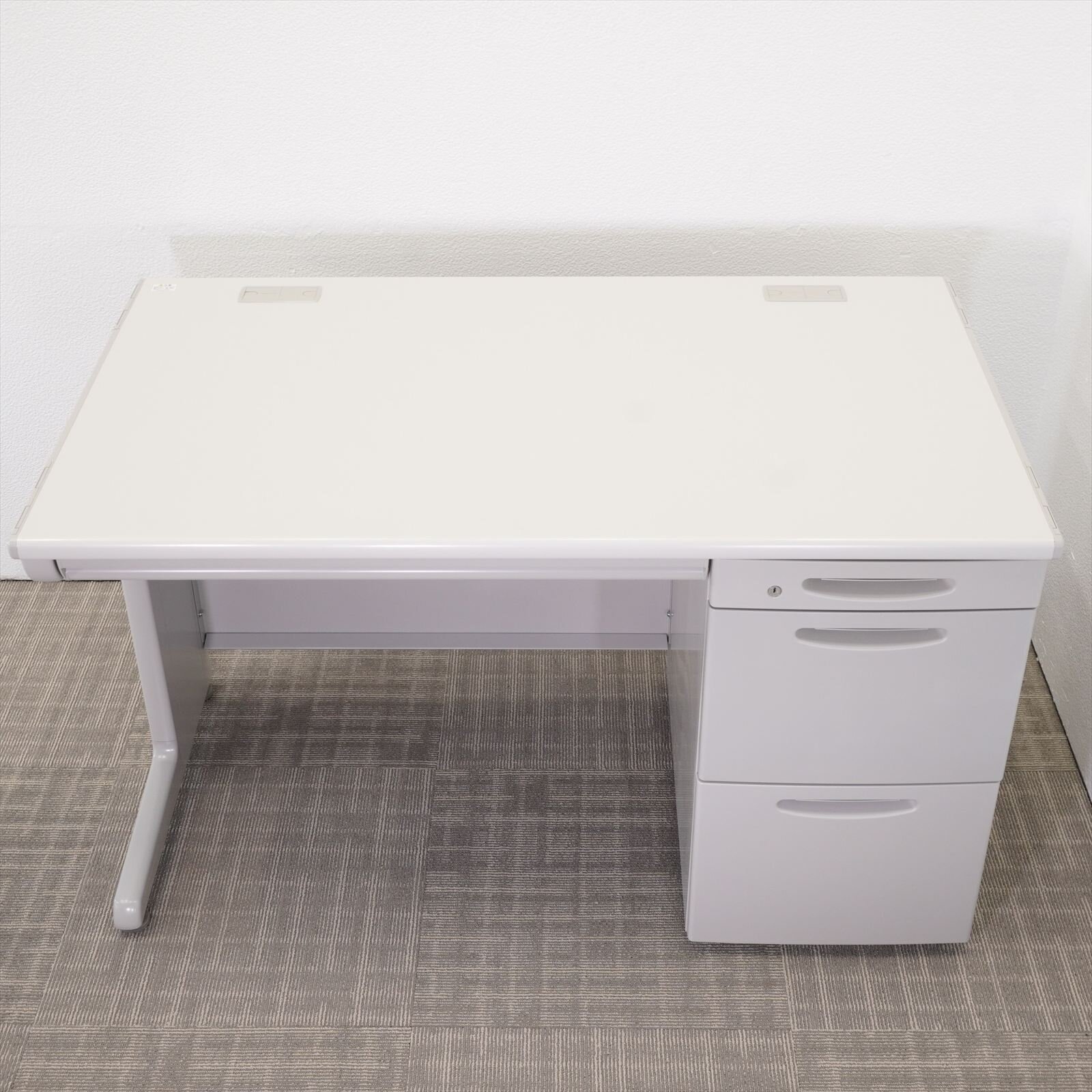 オカムラ SD-V 片袖机 A4X2段