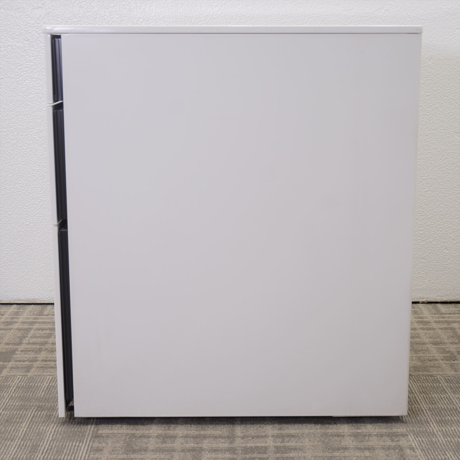 オカムラ プロユニット ３段ワゴン サイド取手 H650 ホワイト