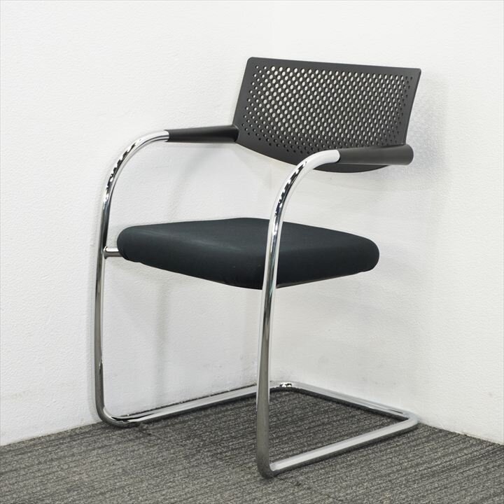 ヴィトラ ビザビ2 スタッキングチェア ブラック 特価品