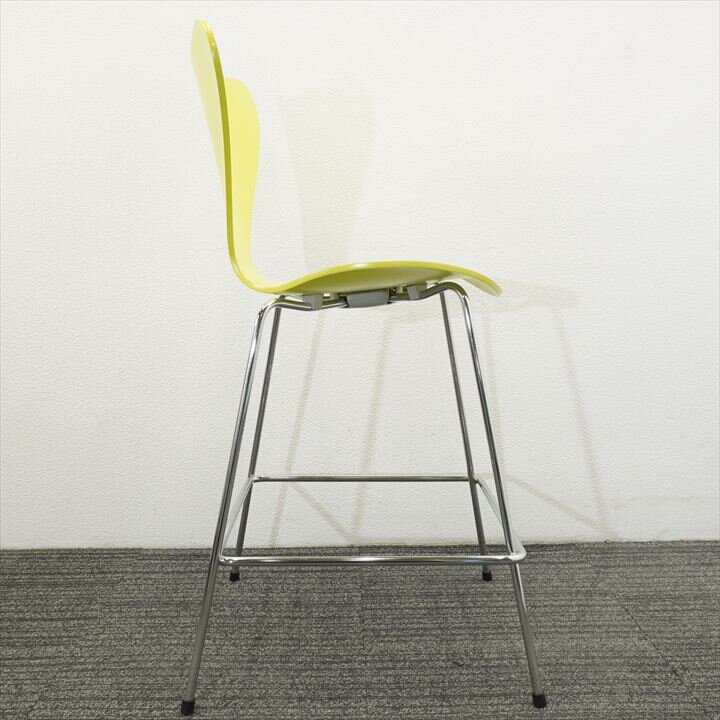 フリッツハンセン セブンチェア イエロー W510 D540 SH640 H1000- 中古