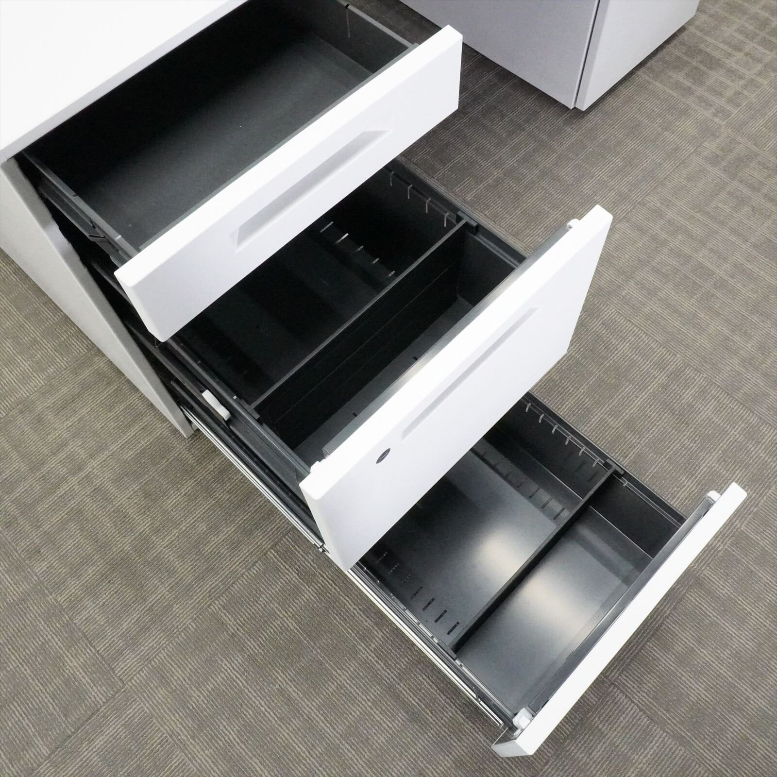 コクヨ IS 両袖机 147 3×3段 H720 ホワイト