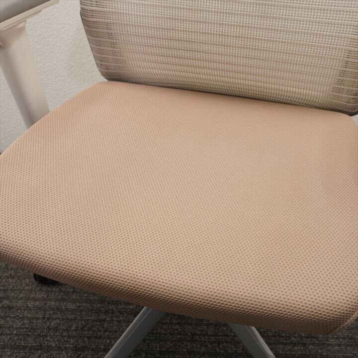 オカムラ コーラル 可動肘 ハイバック ベージュ 特価品