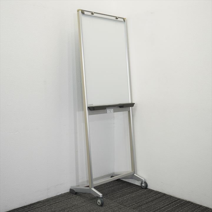 イトーキ フリップチャートボード 脚付ホワイトボード W640 D494 H1782 特価品