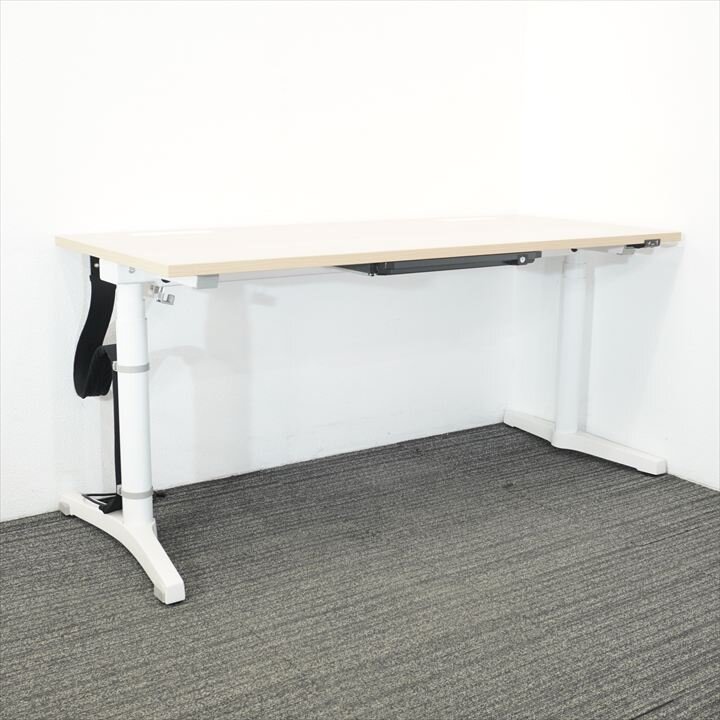 イトーキ トイロ 昇降デスク W1550 D675 H650-1250 センター引出付 昇降スイッチタイプ ファインウォールナットL