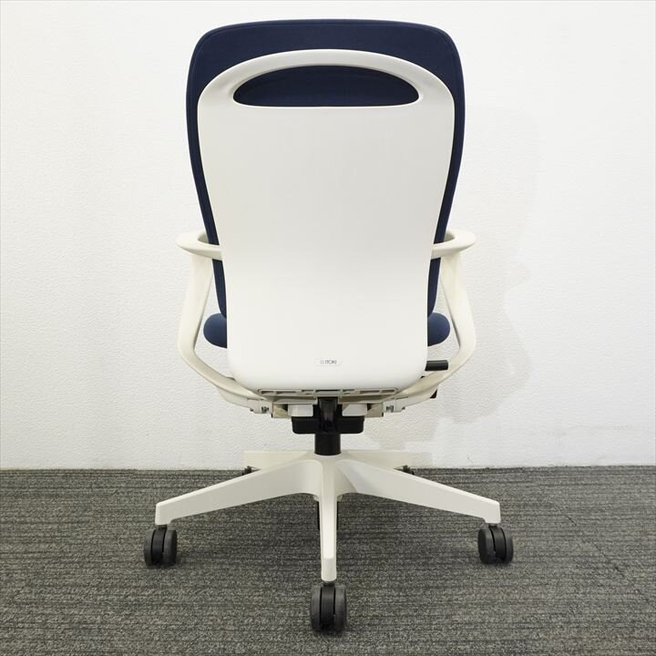 イトーキ フルゴ 肘付 ハイバック ネイビーブルー 特価品（2）