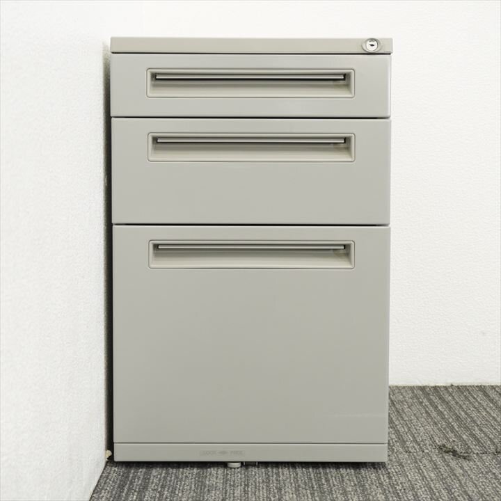 ウチダ フィード ３段ワゴン