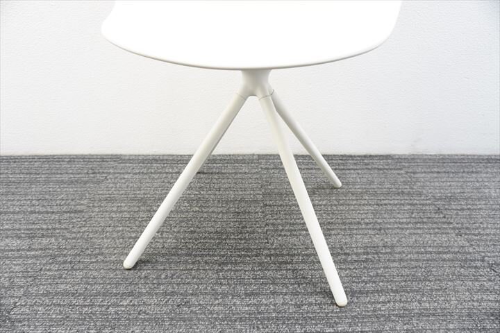 ウェンデルボ モノチェア ホワイト