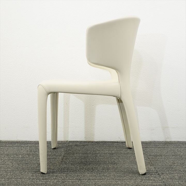 カッシーナ・イクスシー 367 HORA オラ アームチェアー アイボリー 革