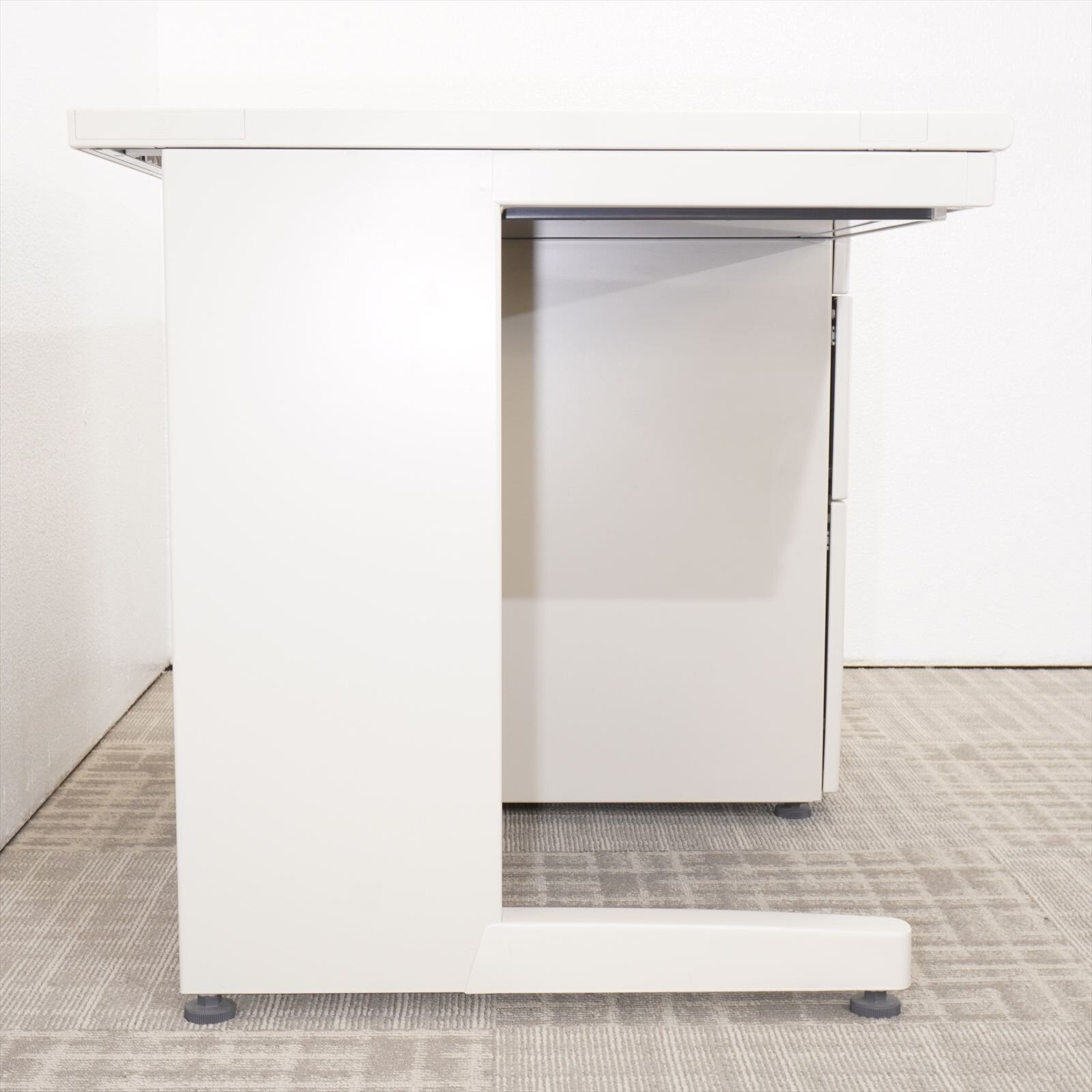 コクヨ BS＋ 片袖机 107