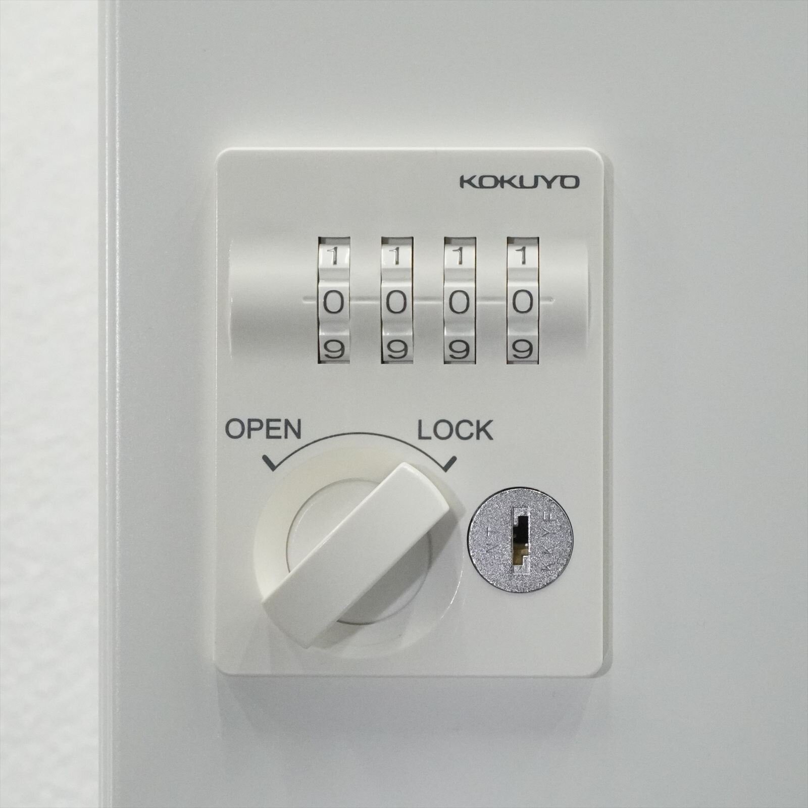 コクヨ エディア ダイヤル式6人用モバイルロッカー H1810 ホワイト