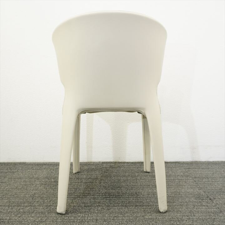 カッシーナ・イクスシー 367 HORA オラ アームチェアー アイボリー 革 特価品