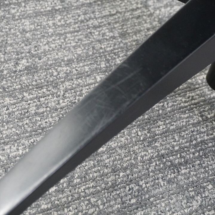 オカムラ フィノラ 可動肘 ブラック