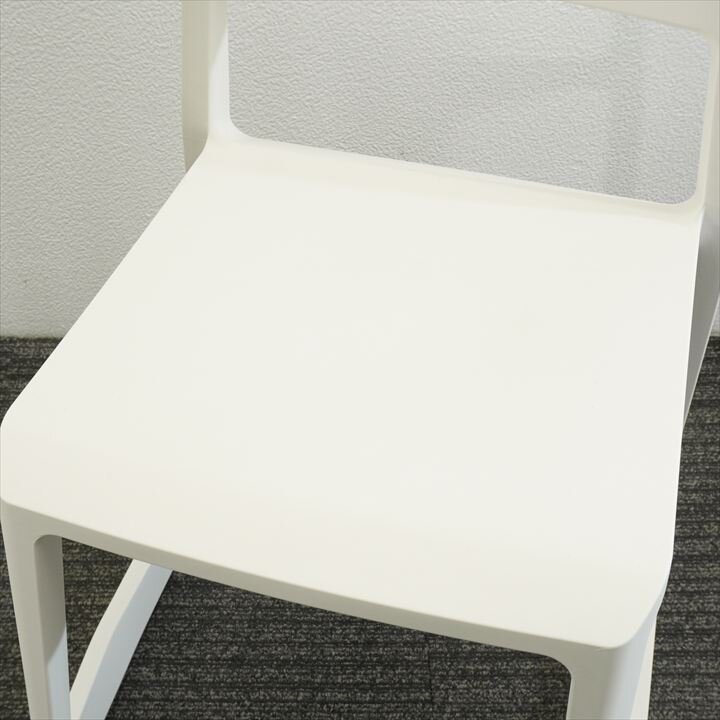 ヴィトラ ティプトン スタッキングチェア ホワイト