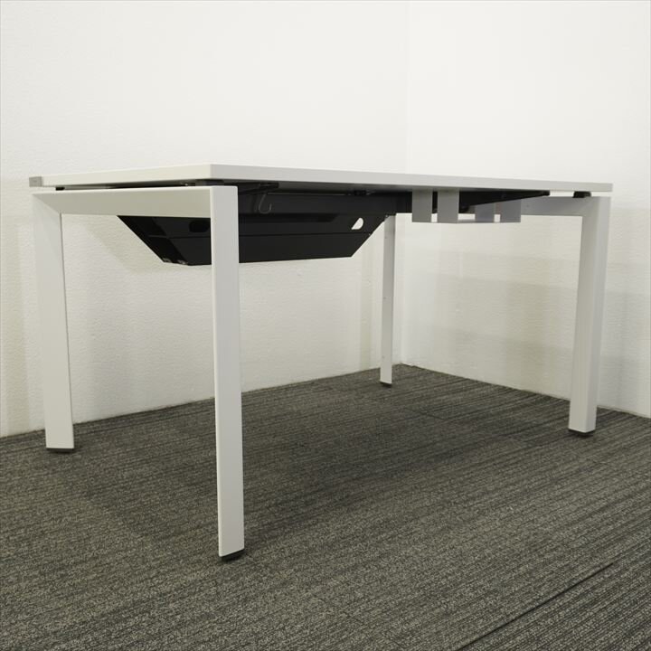 スチールケース 平机 W1300D840H720