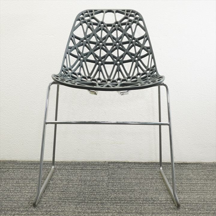 オカムラ NETT(ネット) スタッキングチェア ブラック