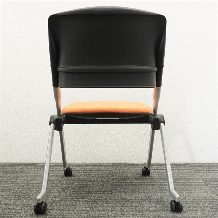 オカムラ リータ ミーティングチェア オレンジ