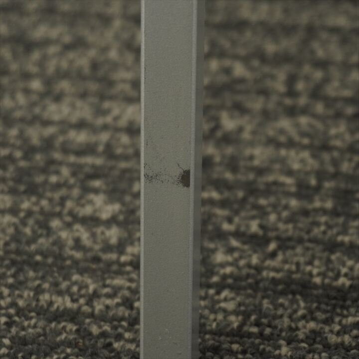 カッシーナ・イクスシー ロビン スタッキングチェアー ホワイト/グレー 特価品