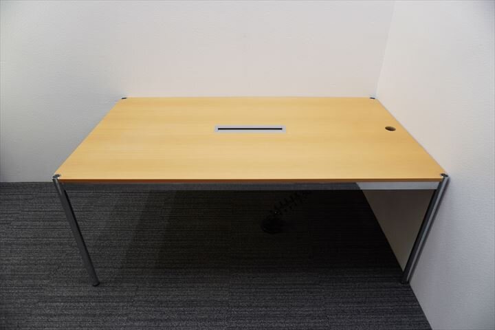USM ハラーテーブル W1750 D1000 H740 木目 特価品 USM／会議デスク  