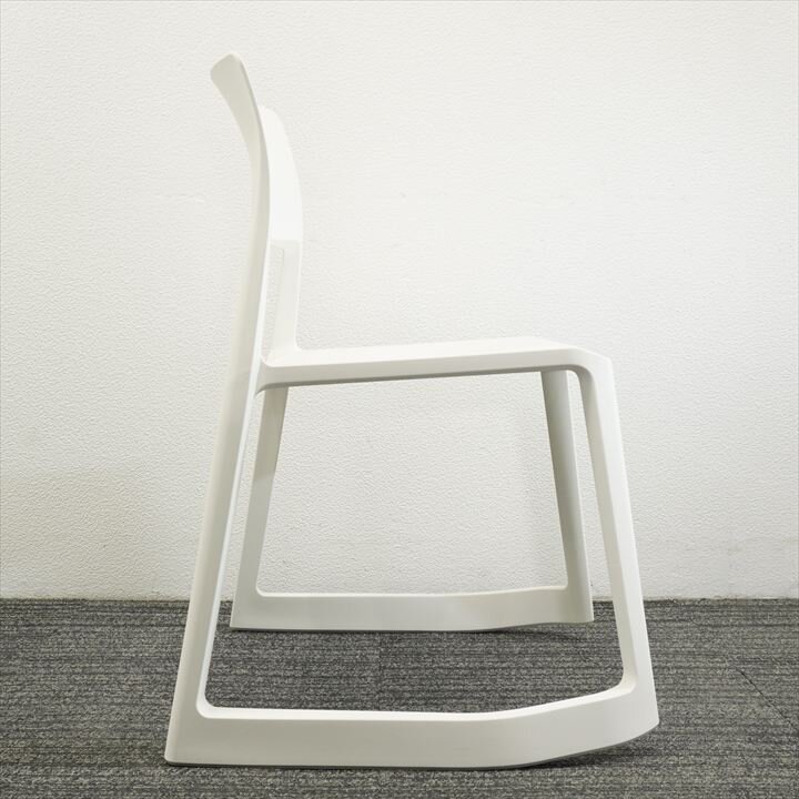 ヴィトラ ティプトン スタッキングチェア ホワイト