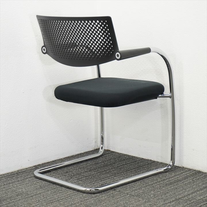 ヴィトラ ビザビ2 スタッキングチェア ブラック 特価品