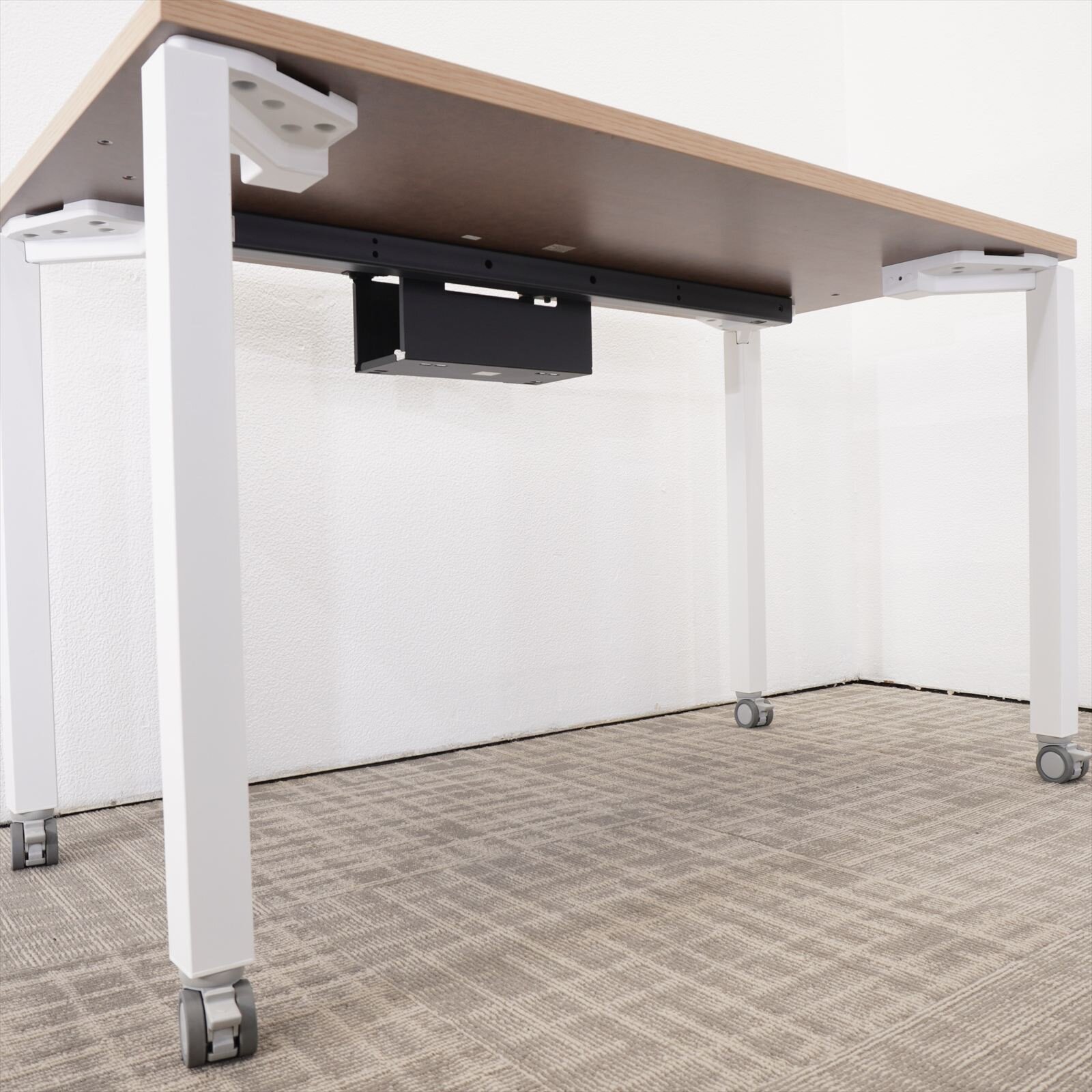 コクヨ ワークフィット スタンダードテーブル 126 キャスター付