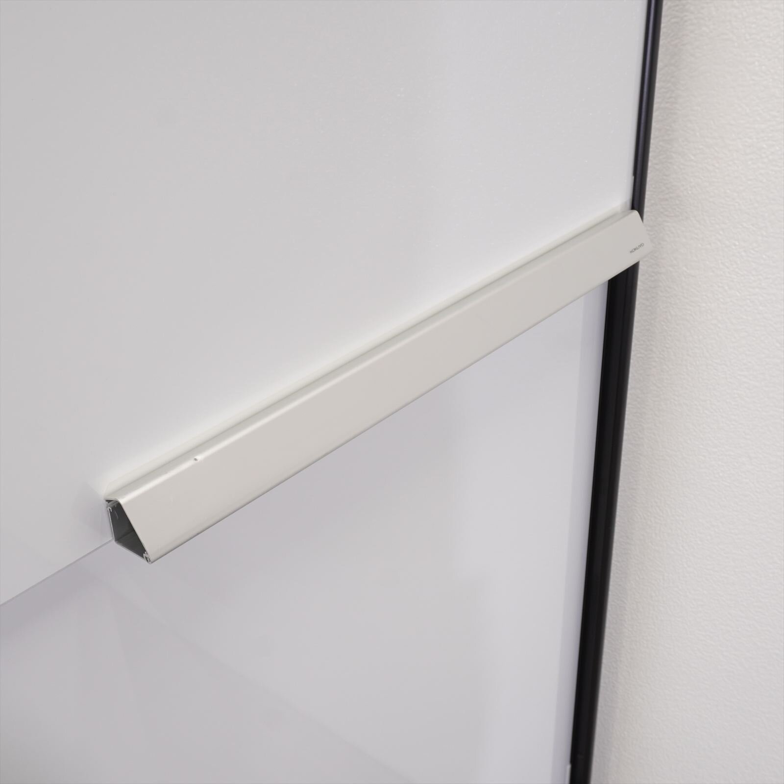 コクヨ モビーボ スライドホワイトボード W1435 ブラックフレーム 特価品(1)