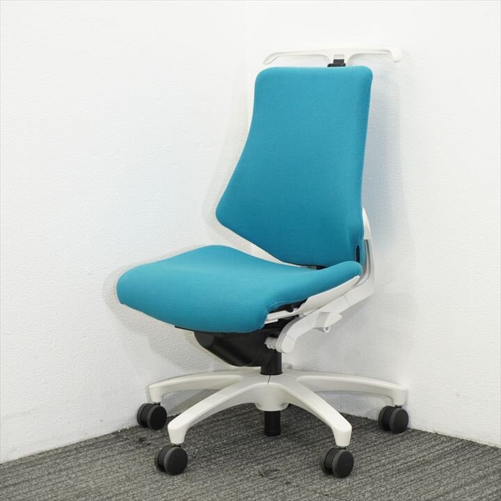 愛媛県・松山市】オフィス家具 3人用ロッカー／コクヨ 大量にあります！